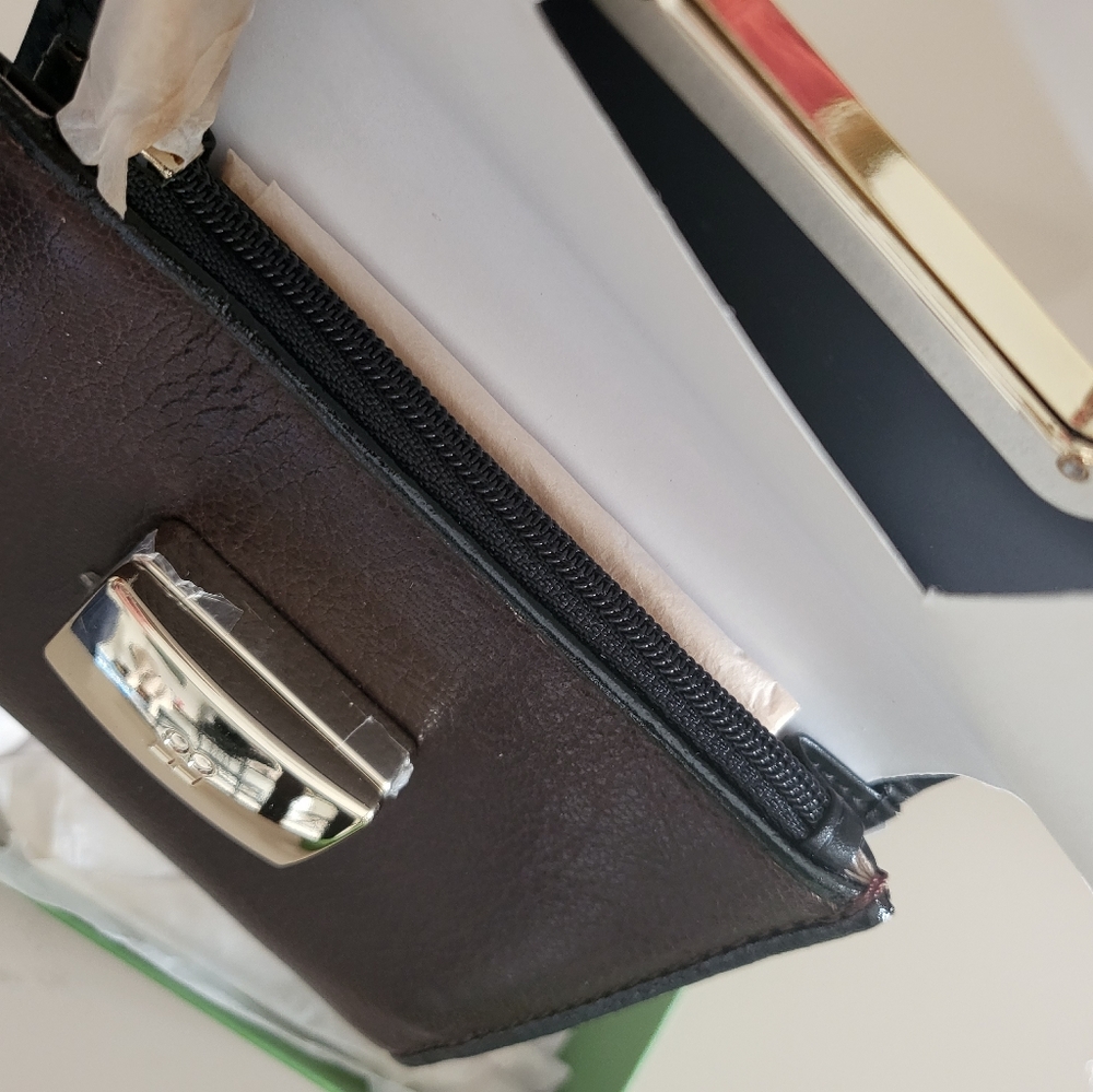Kate Spade Wallet - Picture 6 of 8